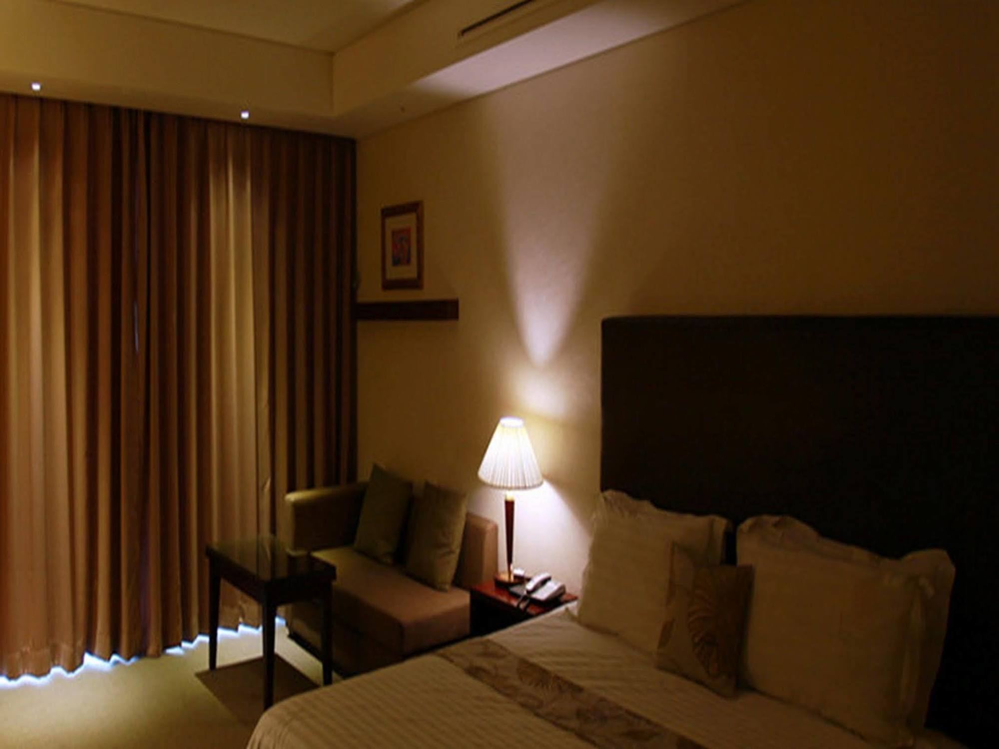Hotel Sunshine Daejeon Exteriör bild